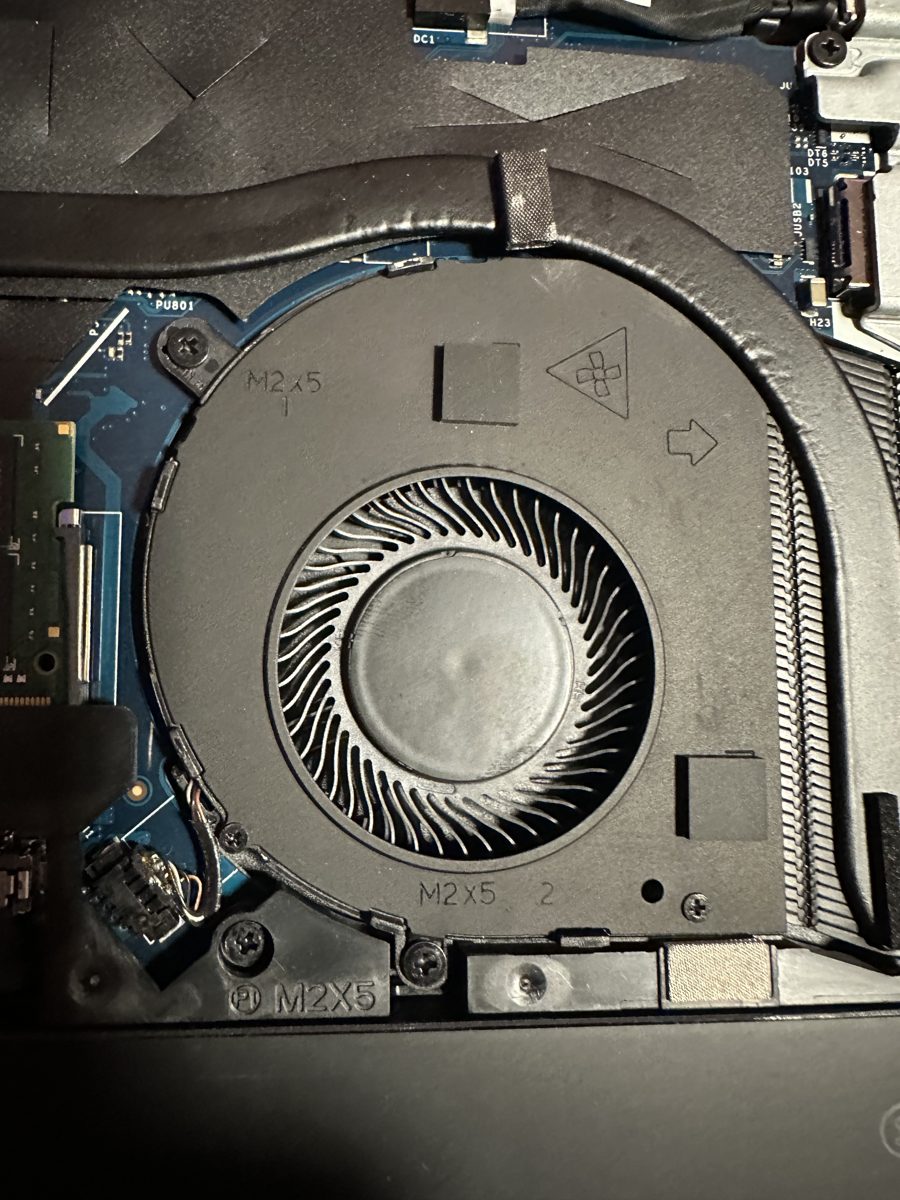 Dell Latitude 5500 — vyčištěný ventilátor chlazení