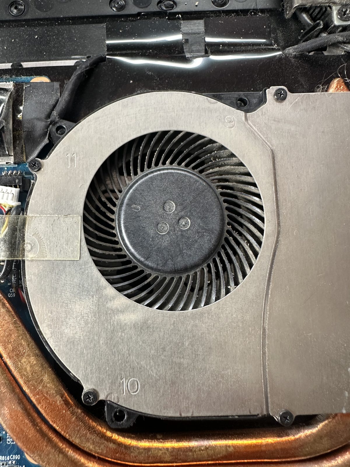 Gigabyte G5 GD-51EE123SD — notebook po kompletním servisu