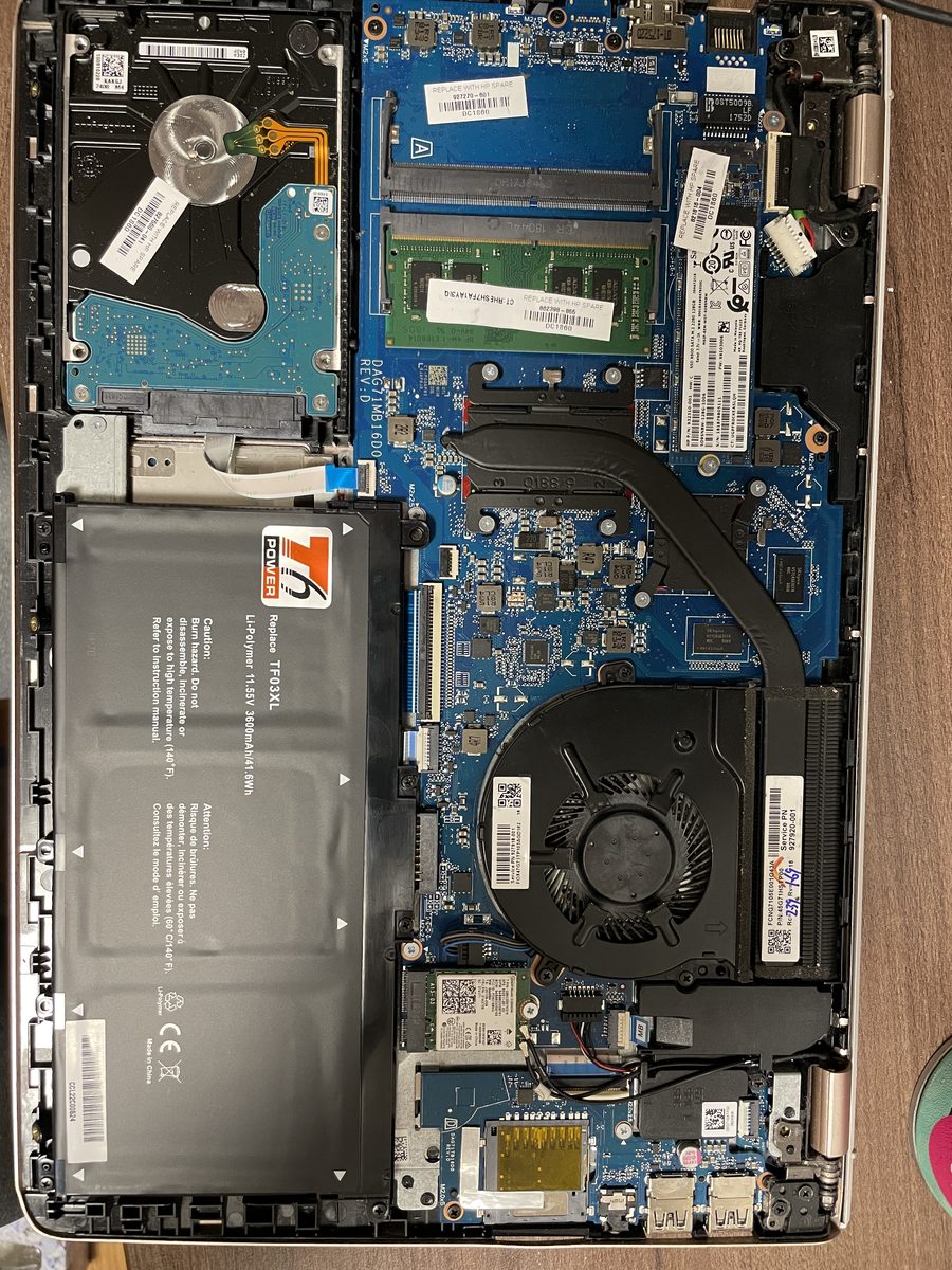 HP Convertible 14 x360 — vyčištěný chladič