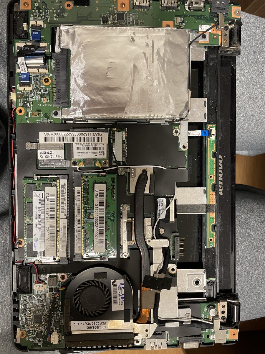 Lenovo IdeaPad U165 — po vyčistění